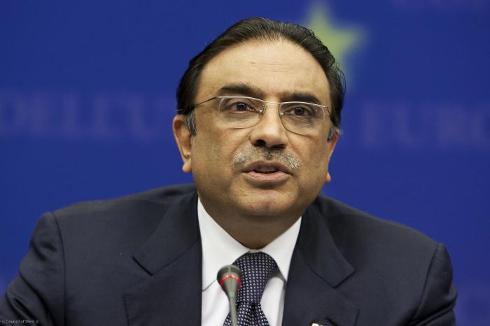 Zardari condemns brutal killing of PIA employees